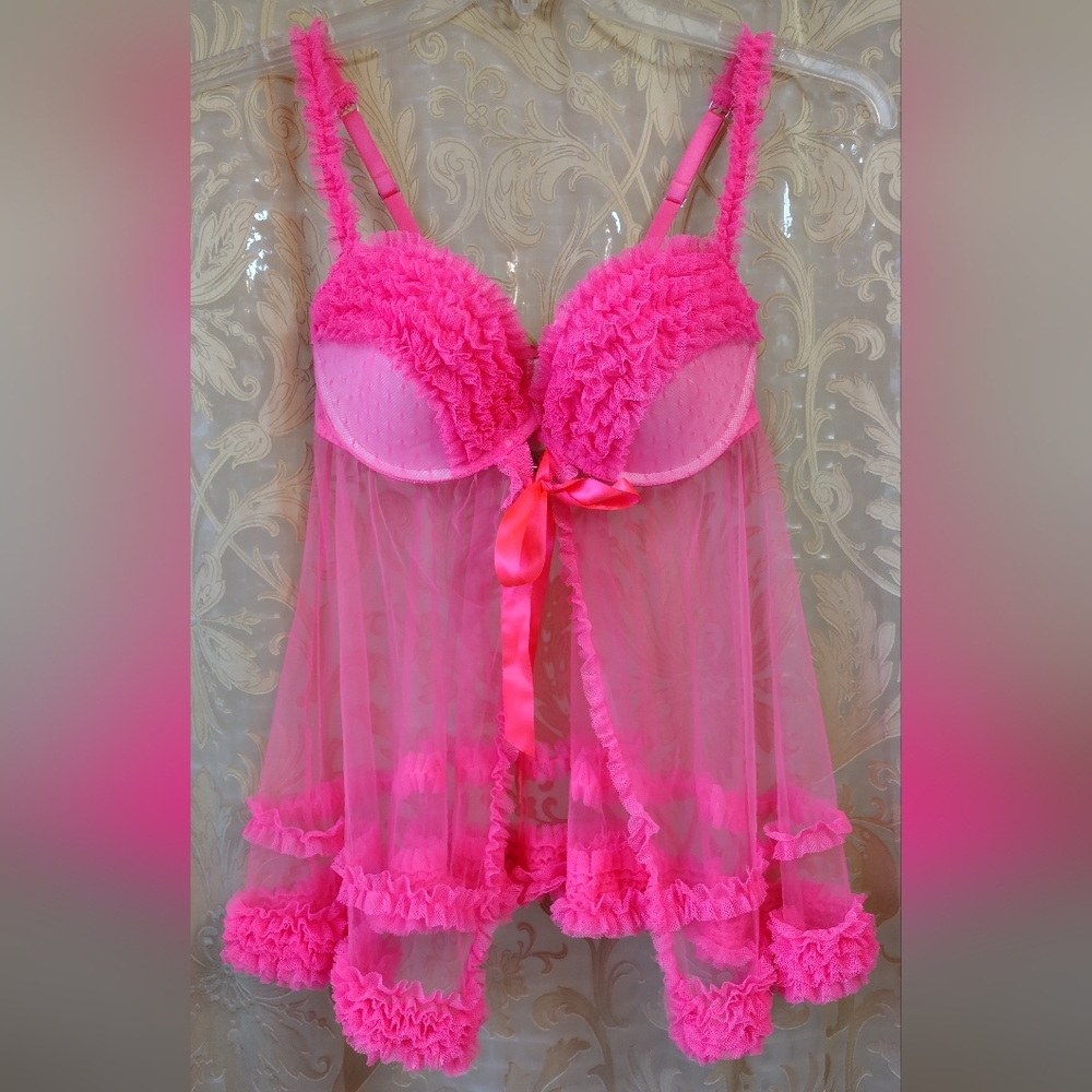 NWT Victoria's  Secrets BabyDoll Size 34D